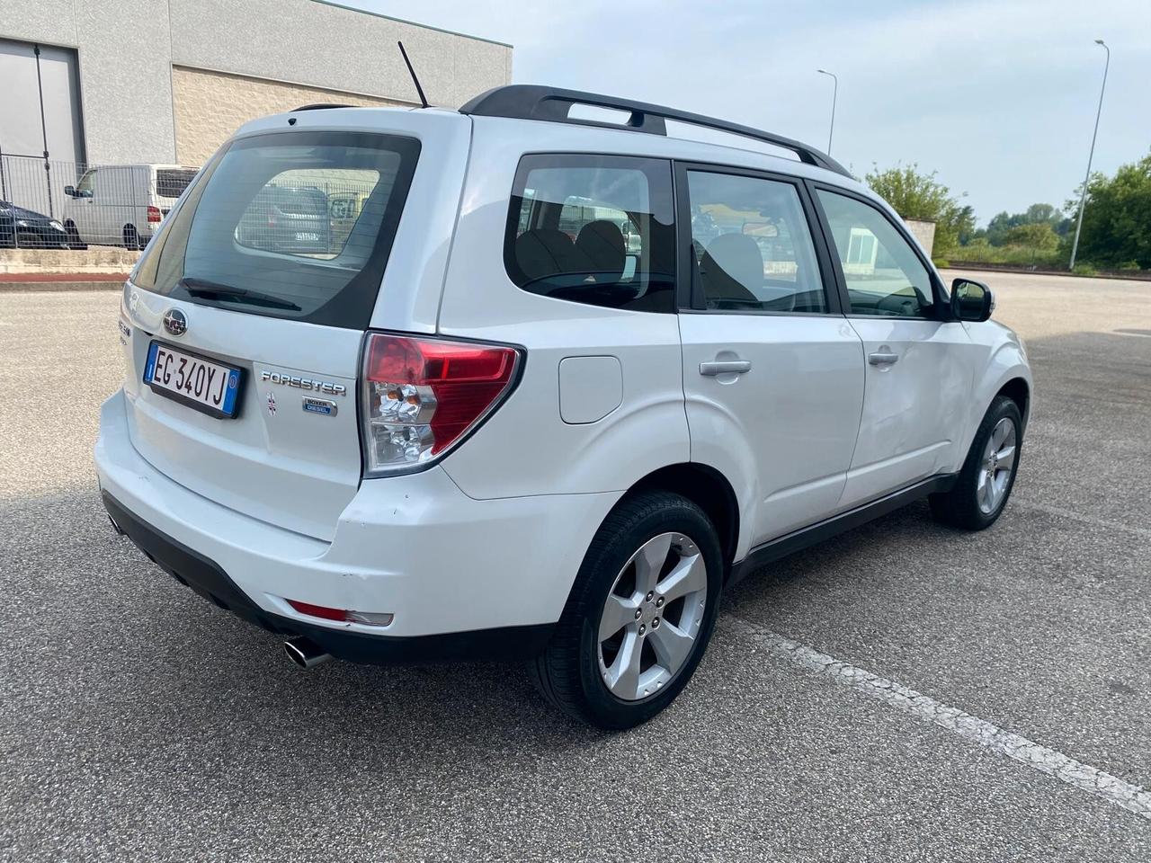 Subaru Forester 2.0D 4X4 XS Trend EURO 5