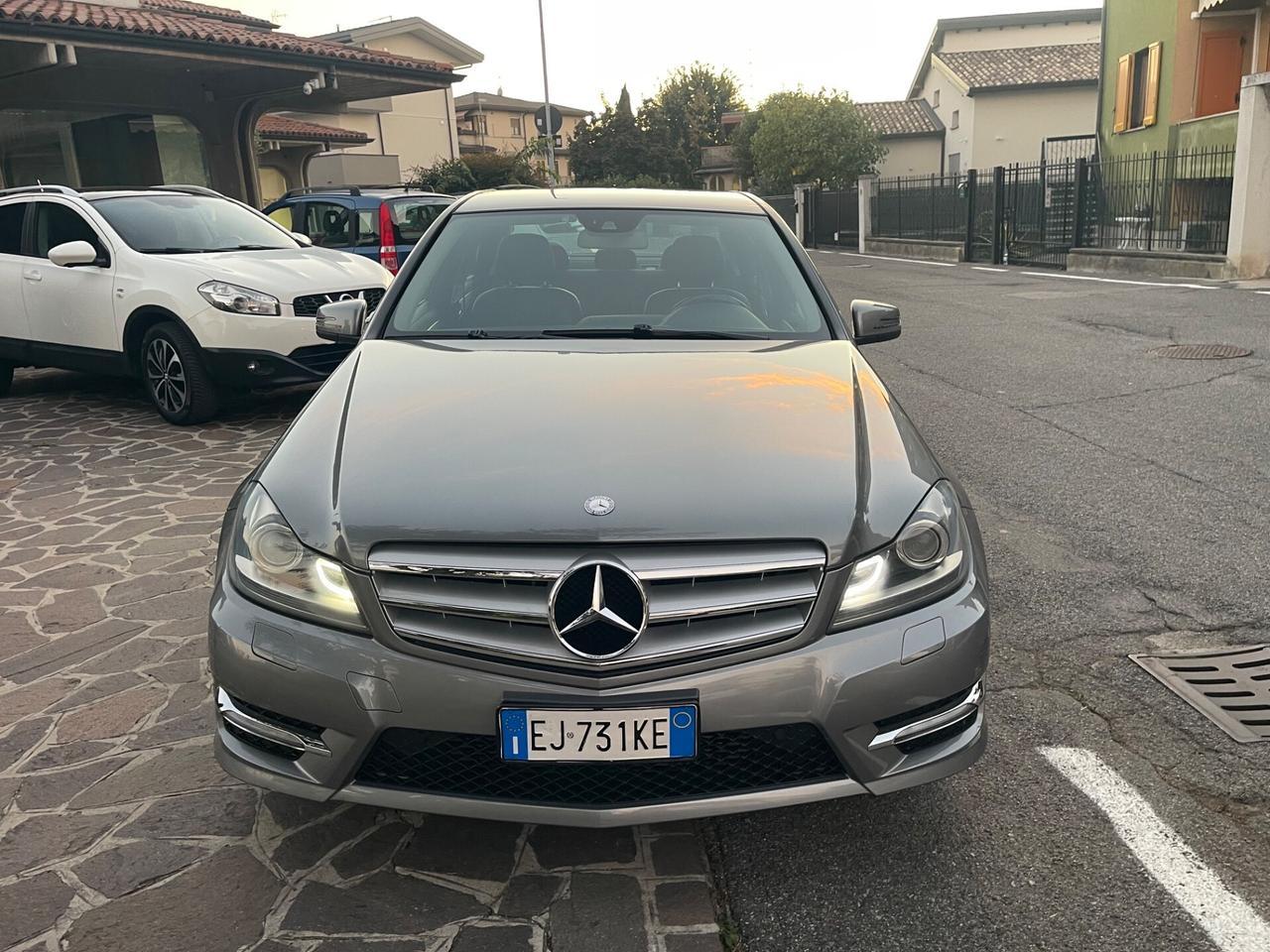 Mercedes-benz C 220 CDI BlueEFFICIENCY Avantgarde