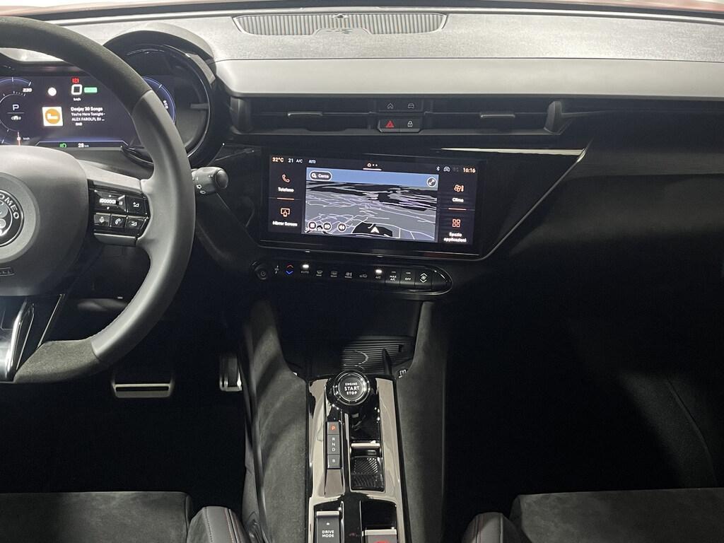 Alfa Romeo Junior elettrica Speciale 156cv