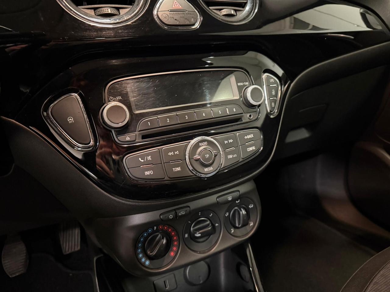 Opel Adam 1.4 87 CV GPL Tech Unlimited