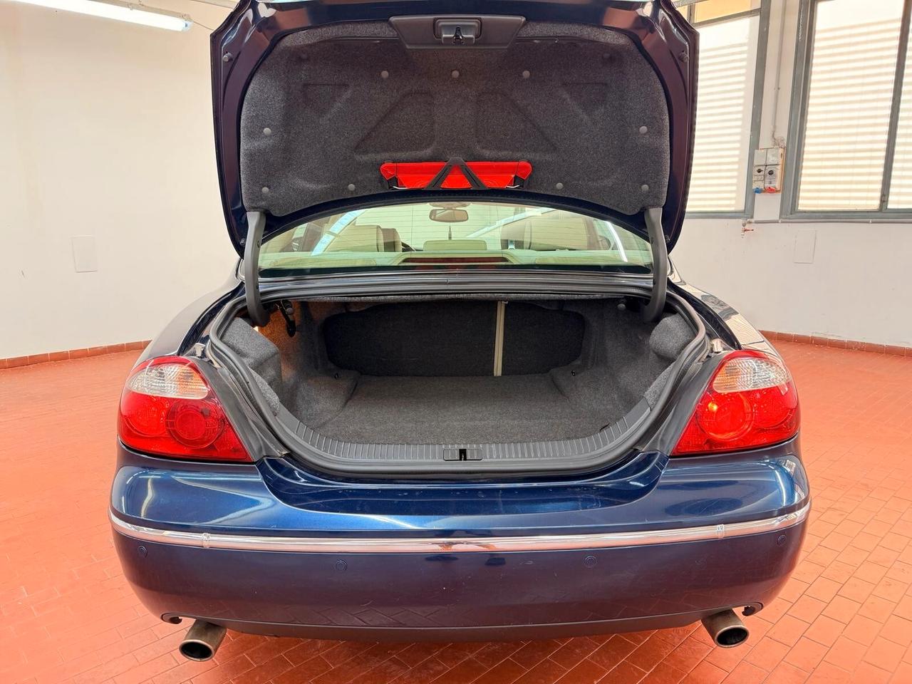 Jaguar S-Type 2.7 diesel V6 Executive Luxury