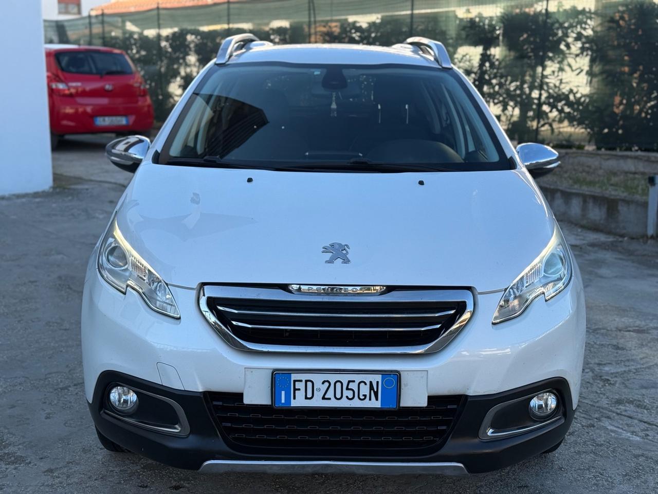 PEUGEOT 2008 1.2 BENZINA POCHI KM EURO6b 2016
