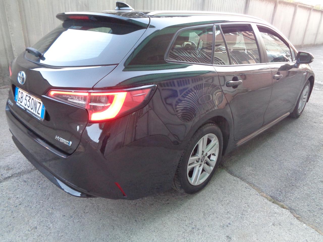 Toyota Corolla Touring Sports 1.8 Hybrid Business