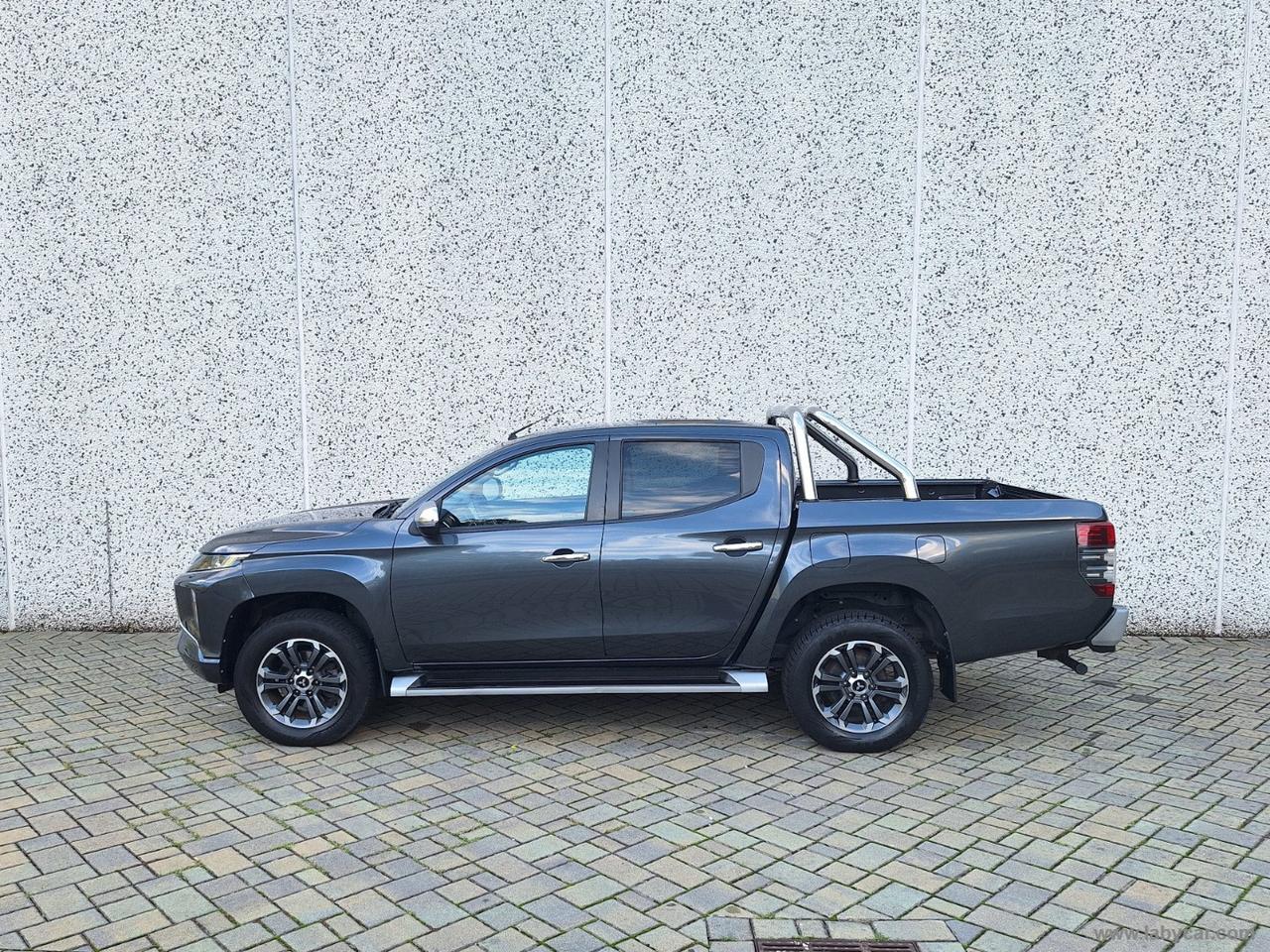 MITSUBISHI L200 2.3 D DoubleCab 4x4 AUTO RIDOTTE BLOCCAGGIO