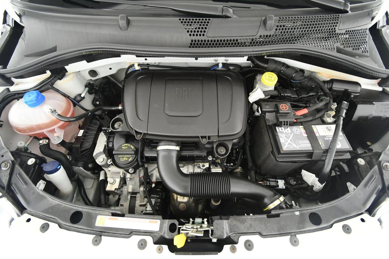 FIAT 500 1.0 hybrid Club 70cv BLUETOOTH+NEOPATENTATI