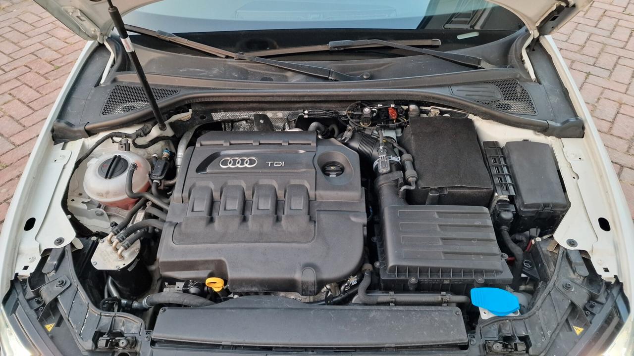 Audi A3 1.6 TDI S tronic Business