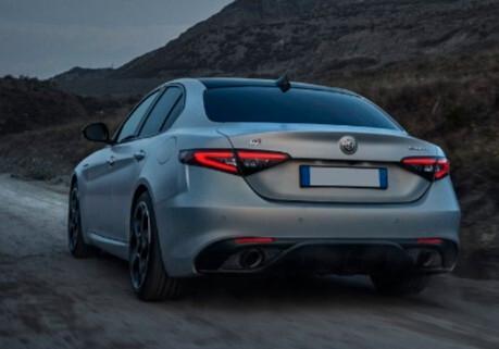 Alfa Romeo Giulia 2.2 Turbodiesel 210 CV AT8 AWD Q4 Veloce