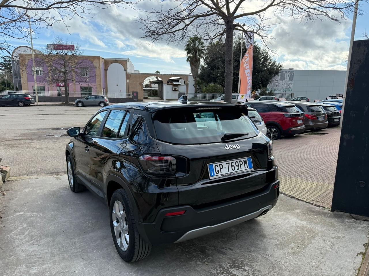 Jeep AVENGER TURBO KM. 30.000 09/2023