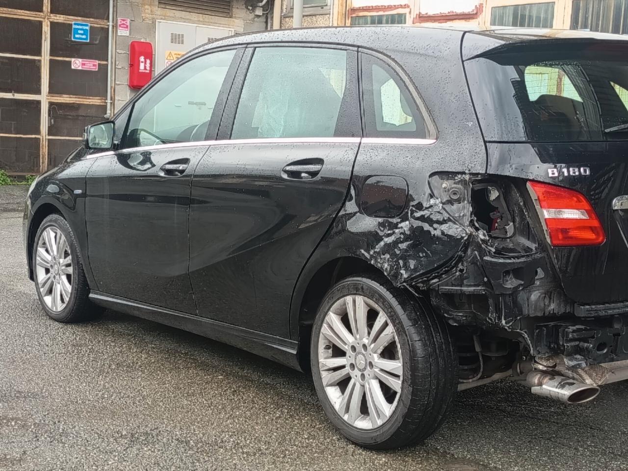 Mercedes-benz B 180 BlueEFFICIENCY Premium