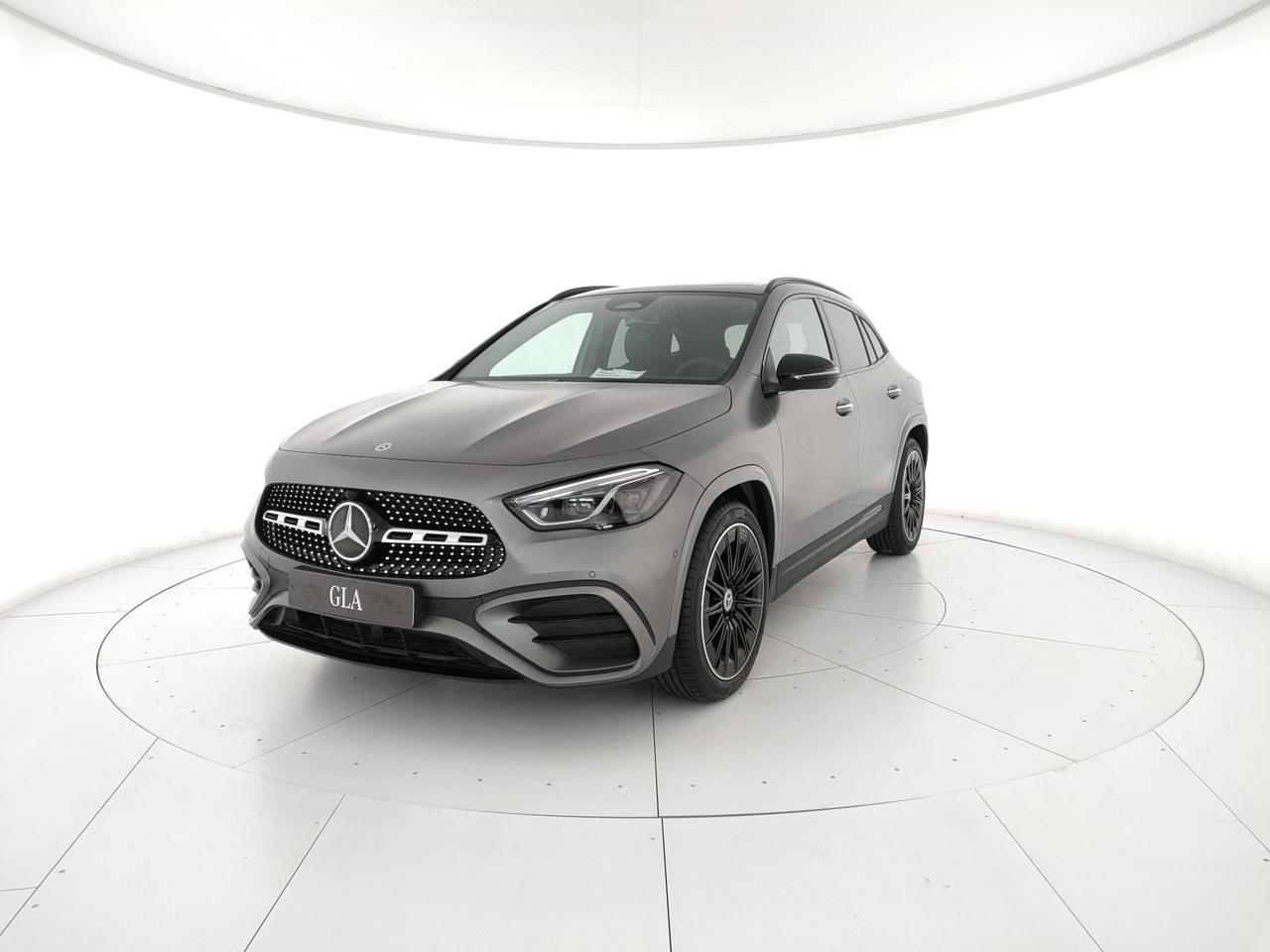 Mercedes-Benz GLA 200 d