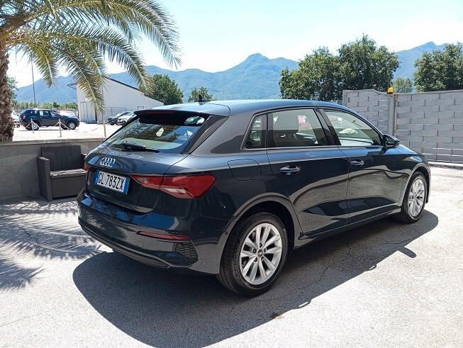 Audi A3 Sedan 35 TDI S tronic Business