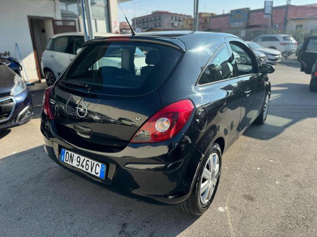 OPEL Corsa 1.2 3 porte Club