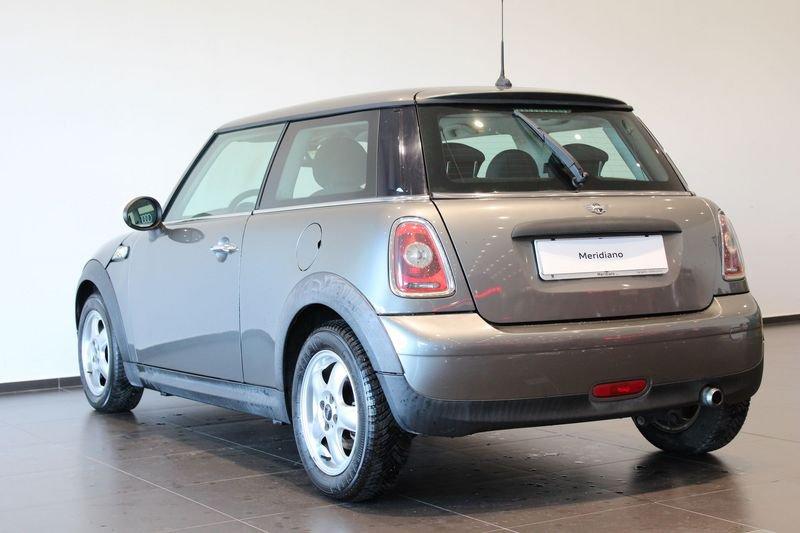 MINI Mini (R56) ONE (55 KW)
