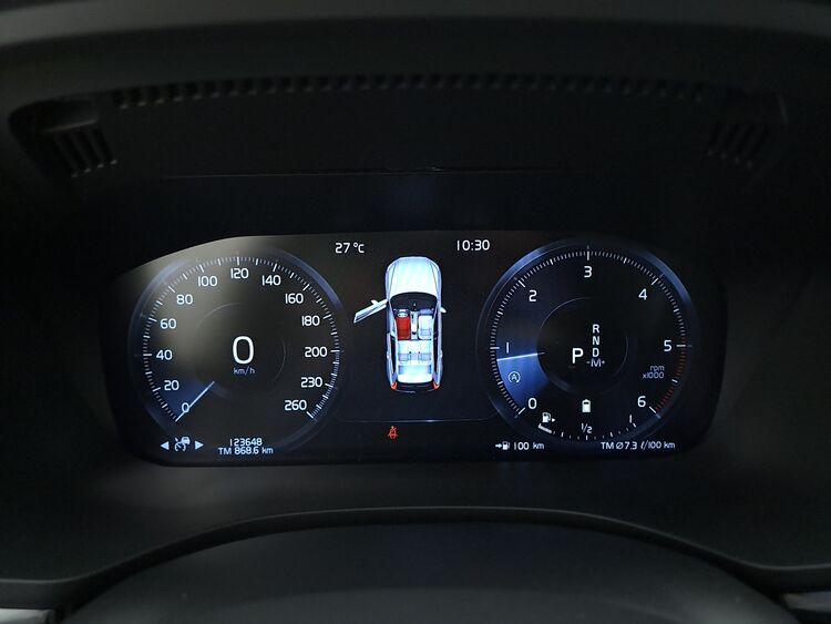 Volvo XC60 Momentum Pro Geartronic AWD BR476175 2.0 Mild Hybrid 197CV