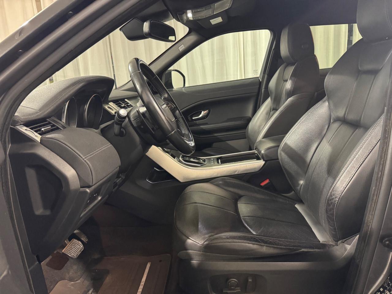 Land Rover Range Evoque 2.0 TD4 180 CV 5p. Autobiography