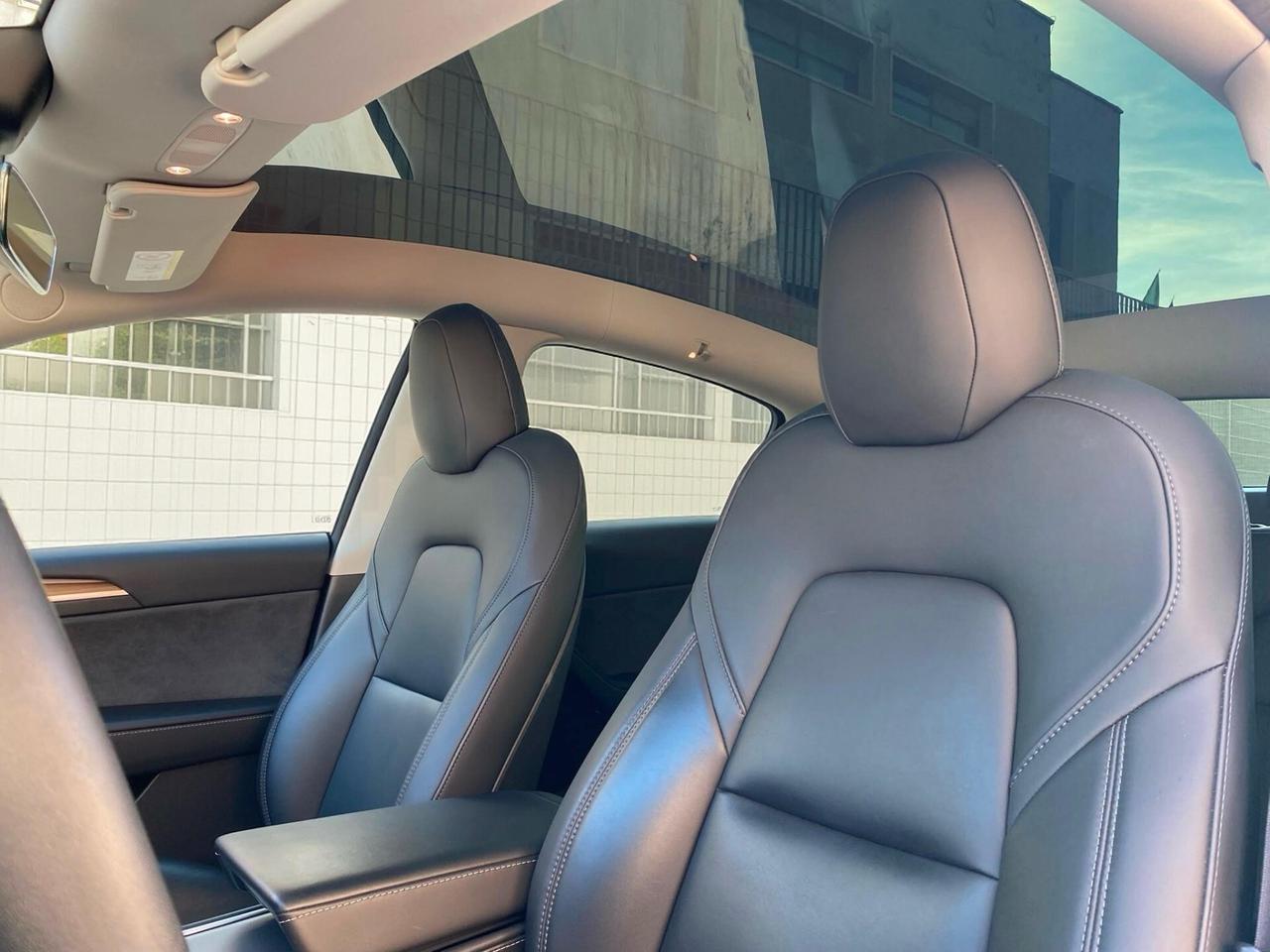 TESLA MODEL Y Dual Motor LONG RANGE AWD 2022