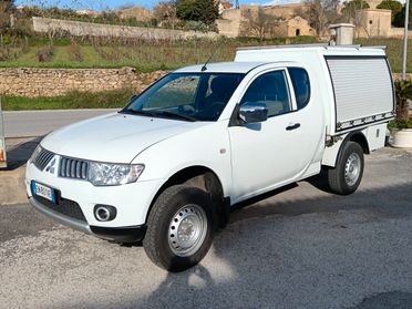 Mitsubishi L200 2.5 DI-D/136CV Club Cab Invite DPF