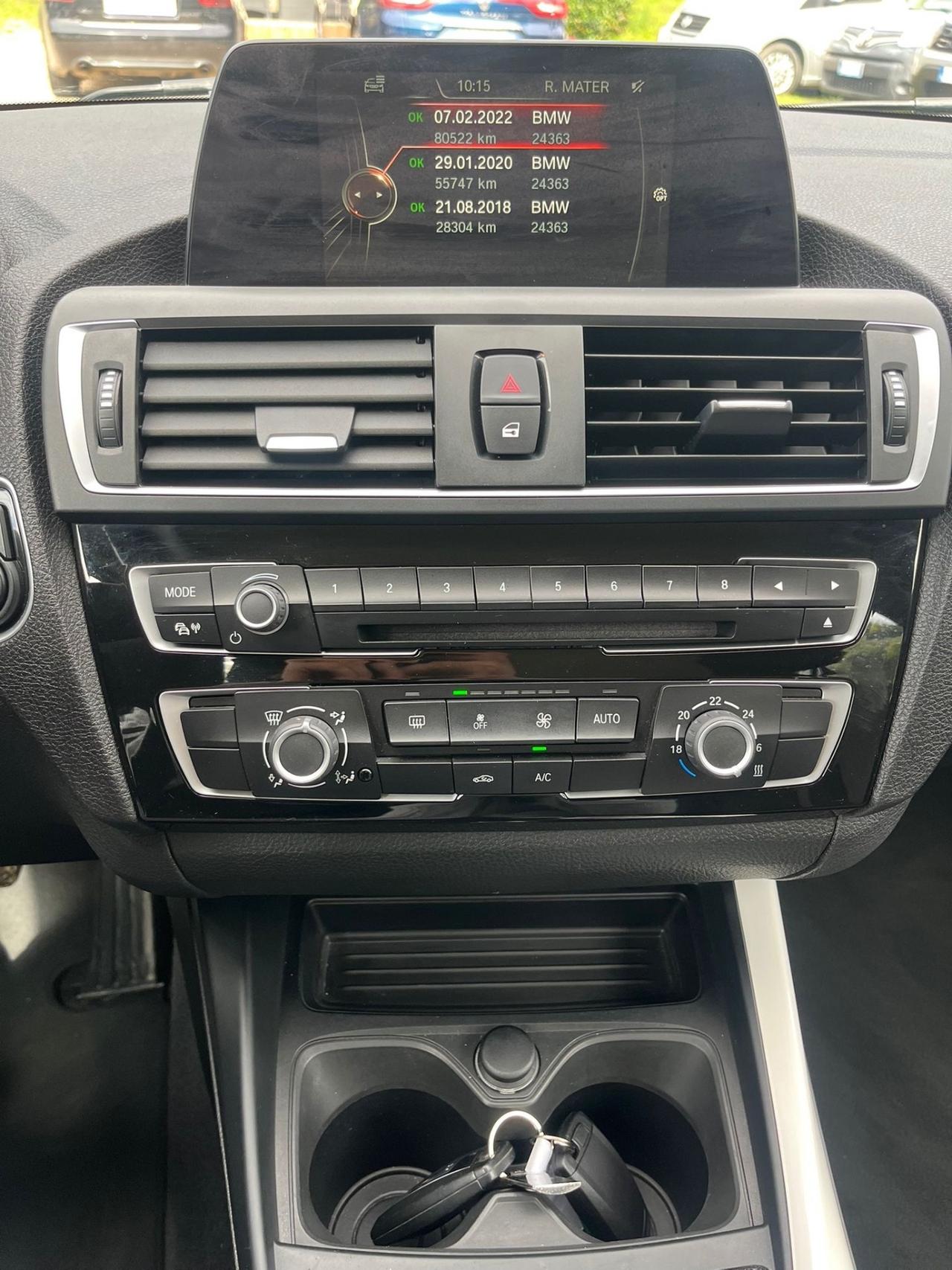 Bmw 118 118d 5p. Urban