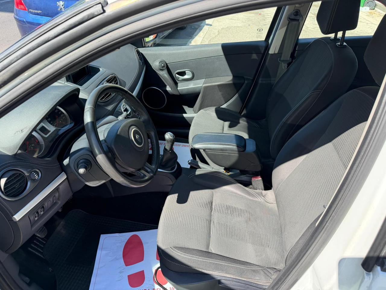 Renault Clio 1.2 16V 5 porte Dynamique