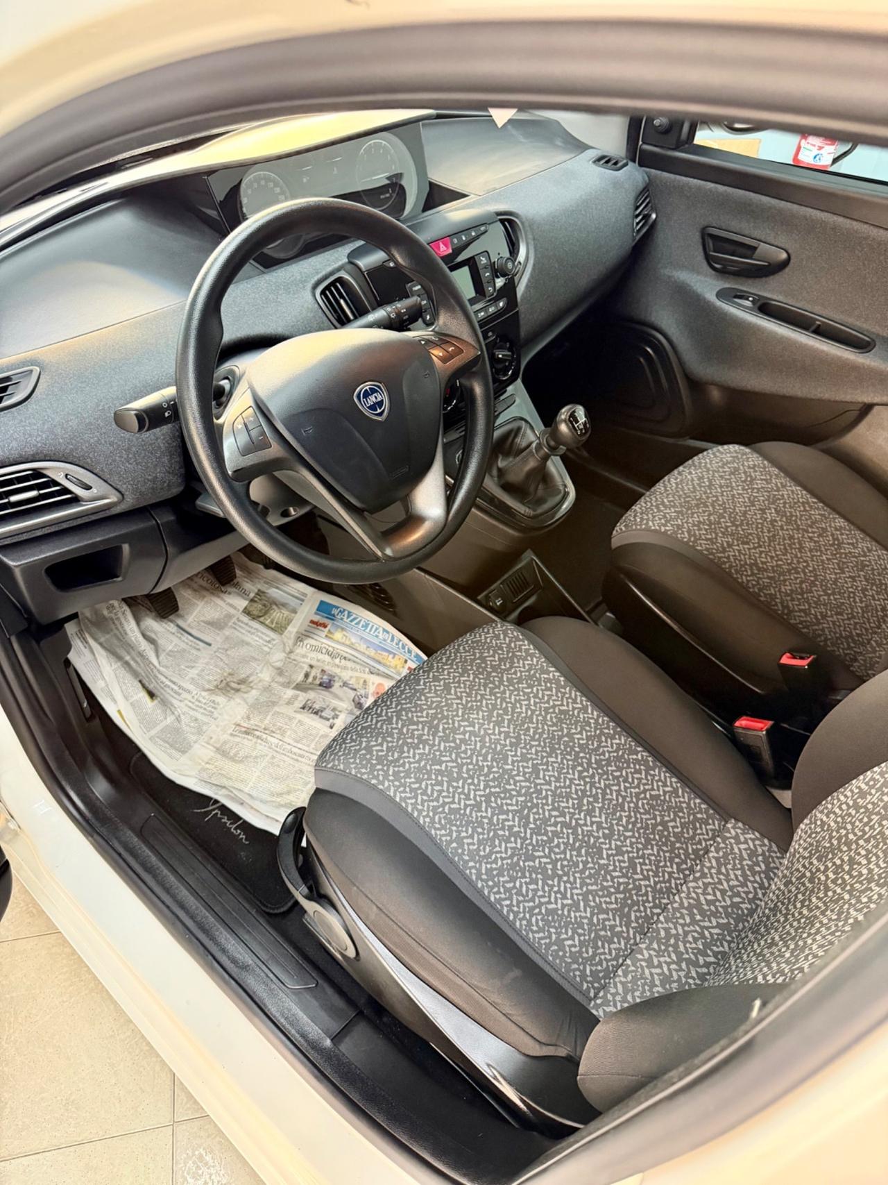 Lancia Ypsilon 1.2 69 CV 5 porte GPL Ecochic Elefantino Blu