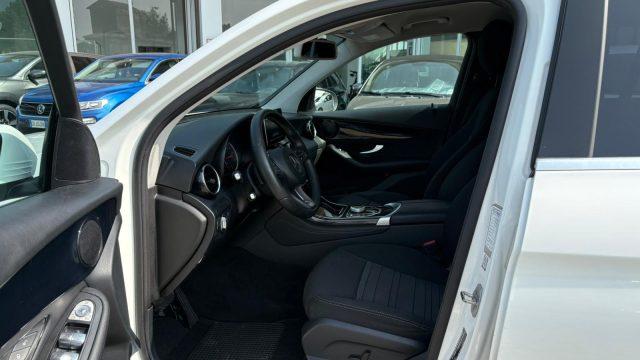 MERCEDES-BENZ GLC 220 d 4Matic Business