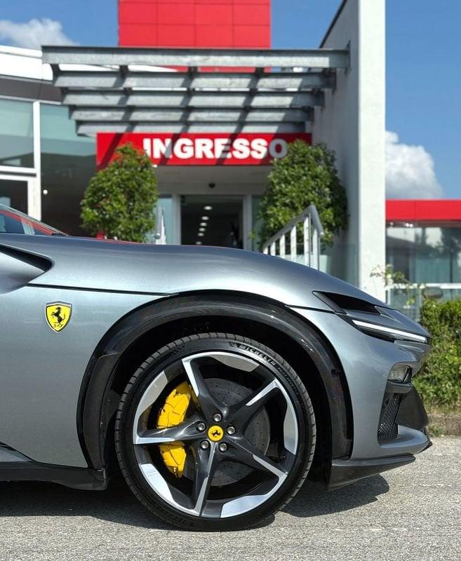 Ferrari Purosangue Grigio Titanio - Tetto Panoramico - Vettura reale presente nel nostro showroom - Full Carbon - Surro