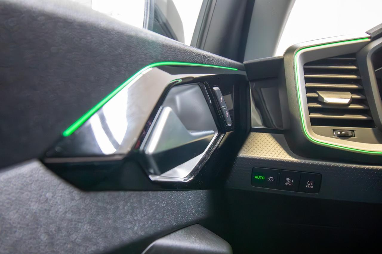 Audi A1 Sportback 30 Tfsi S Line S Tronic Identity Black