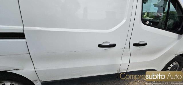 RENAULT Trafic T27 1.6 dCi 120CV + 22% IVA
