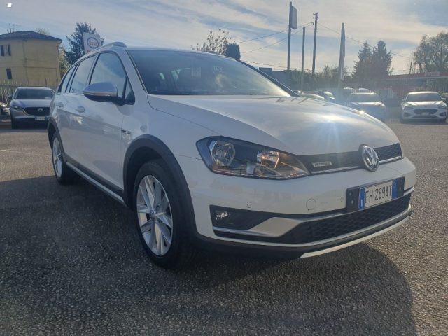 VOLKSWAGEN Golf Variant Alltrack 1.6 TDI 4MOTION Executive BMT