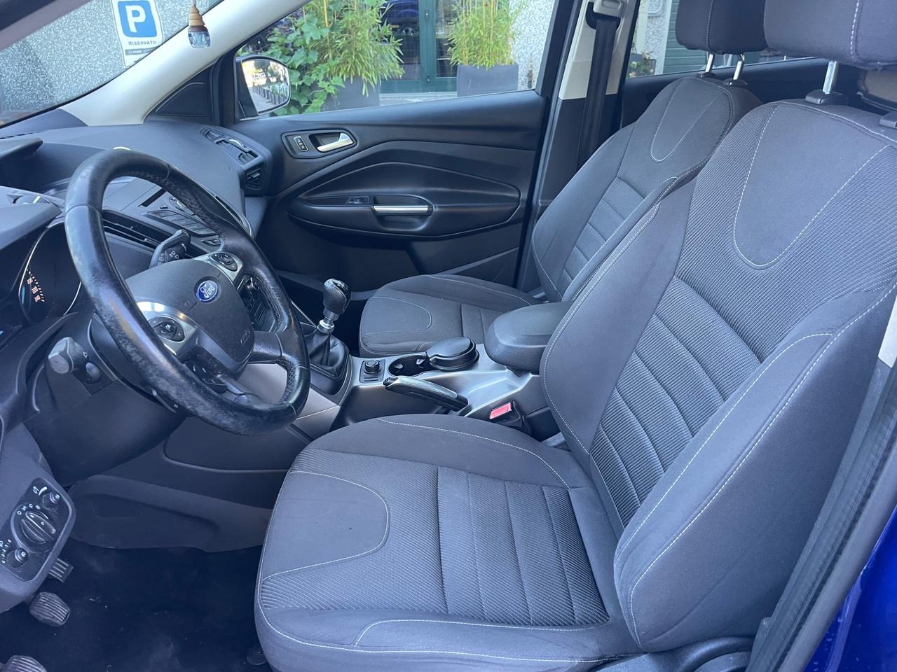 Ford Kuga 2.0 TDCI 140 CV 2WD*Neopatentati*Cerchi*