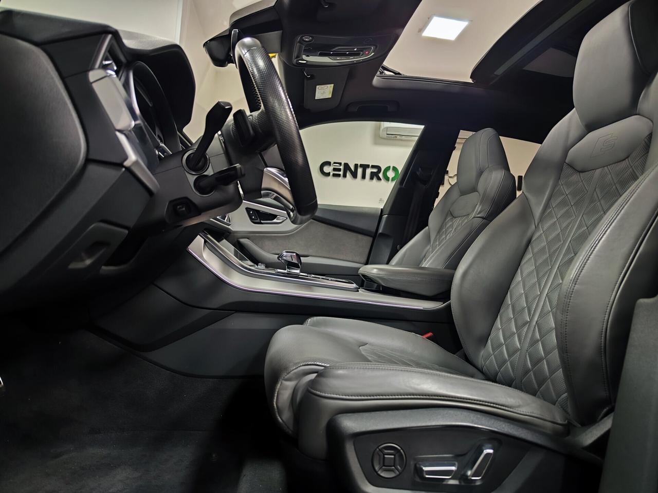 Audi Q8 50 TDI 286 CV quattro tiptronic S Line Tetto Matrix Night