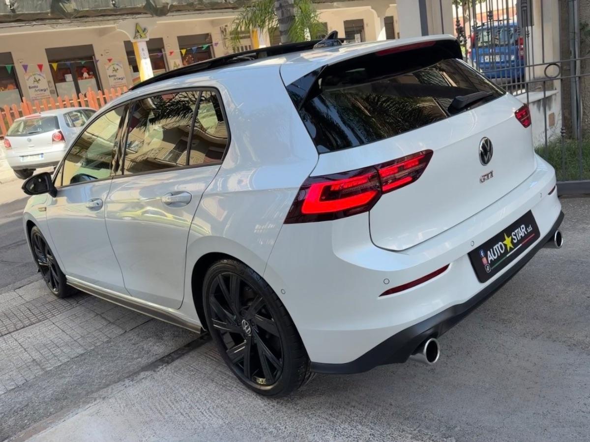 Volkswagen Golf 8 GTI 2.0 TSI 245CV
