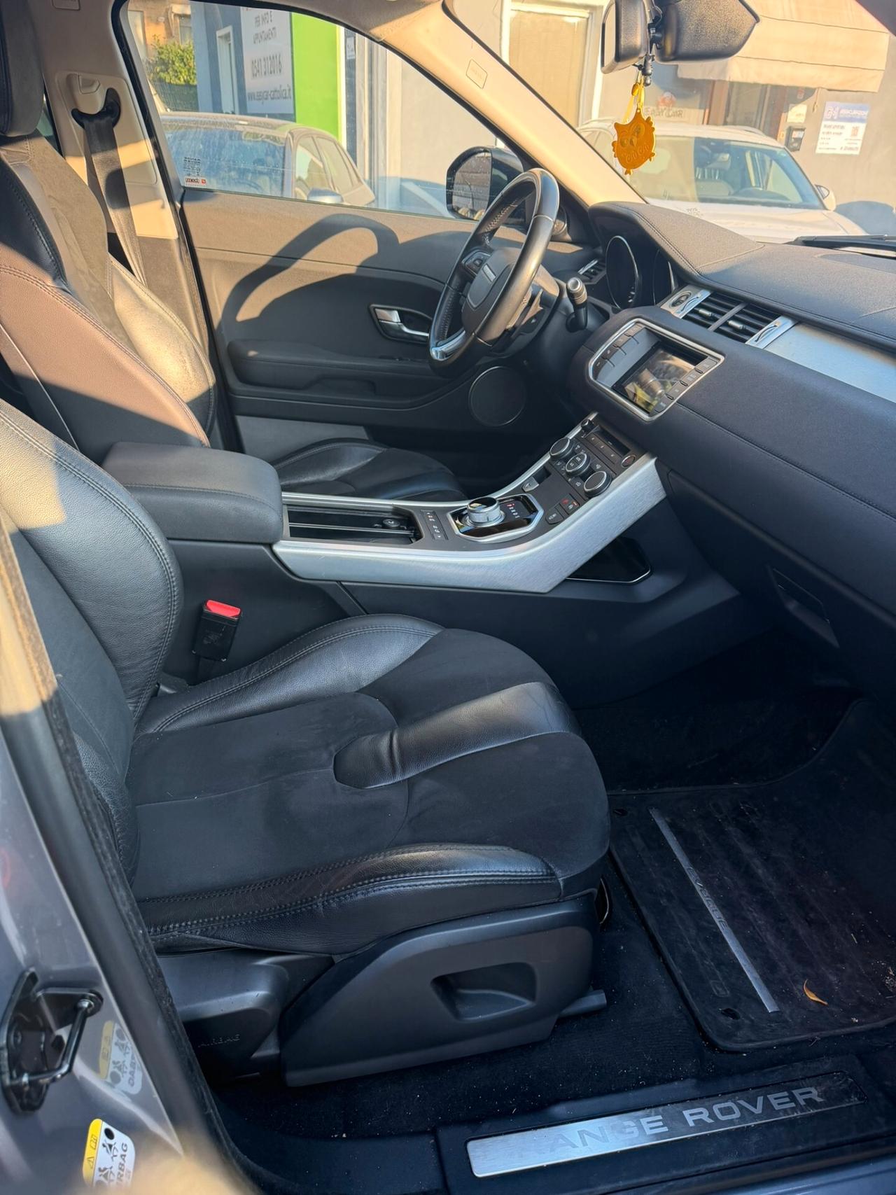 Land Rover Range Evoque 2.2 TD4 5p. Pure Tech Pack