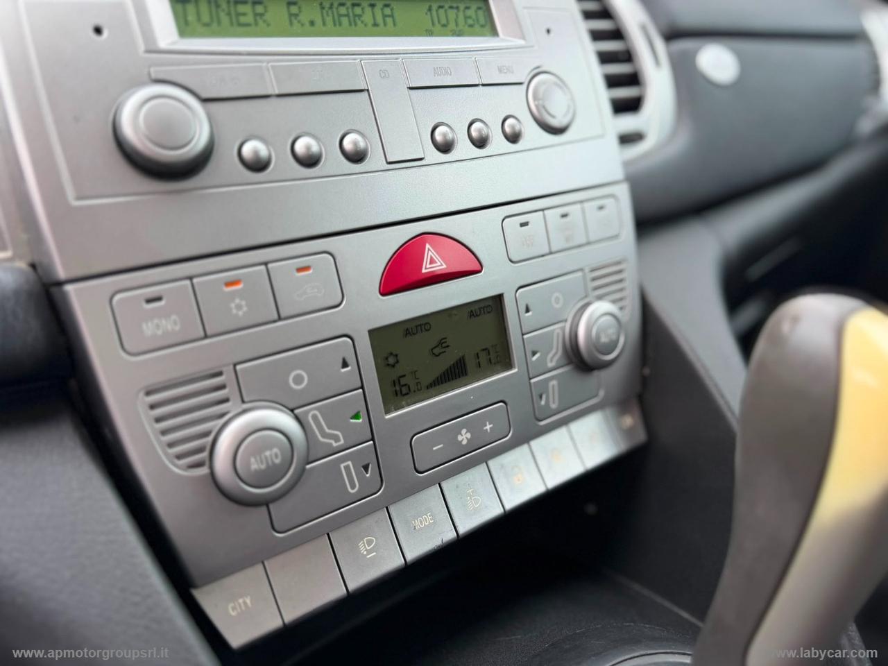 LANCIA Ypsilon 1.4 16V Platino AUTOMATICA
