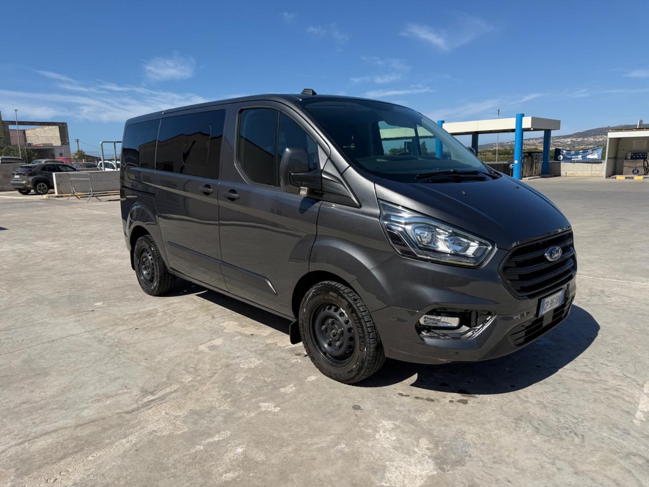 Ford Transit Custom 300 2.0 EcoBlue 130 PL-DC Furgone Titanium