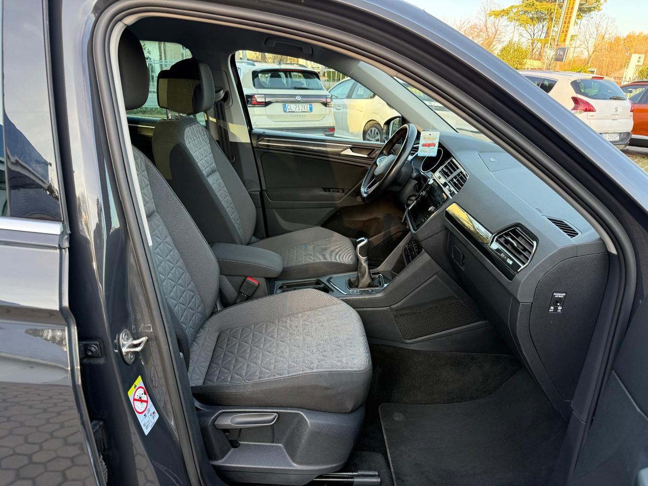 Volkswagen Tiguan 2.0 TDI SCR Life OK NEOPATENTATI