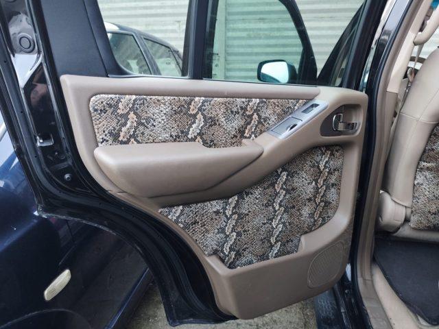 NISSAN Pathfinder 2.5 dCi SE