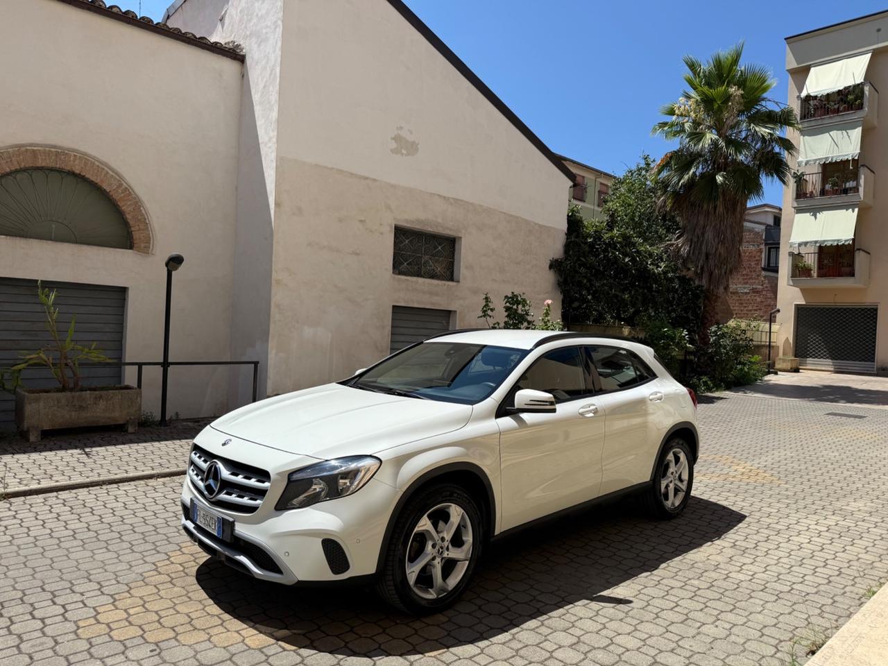 Mercedes-benz GLA 200 GLA 200 d Automatic Business