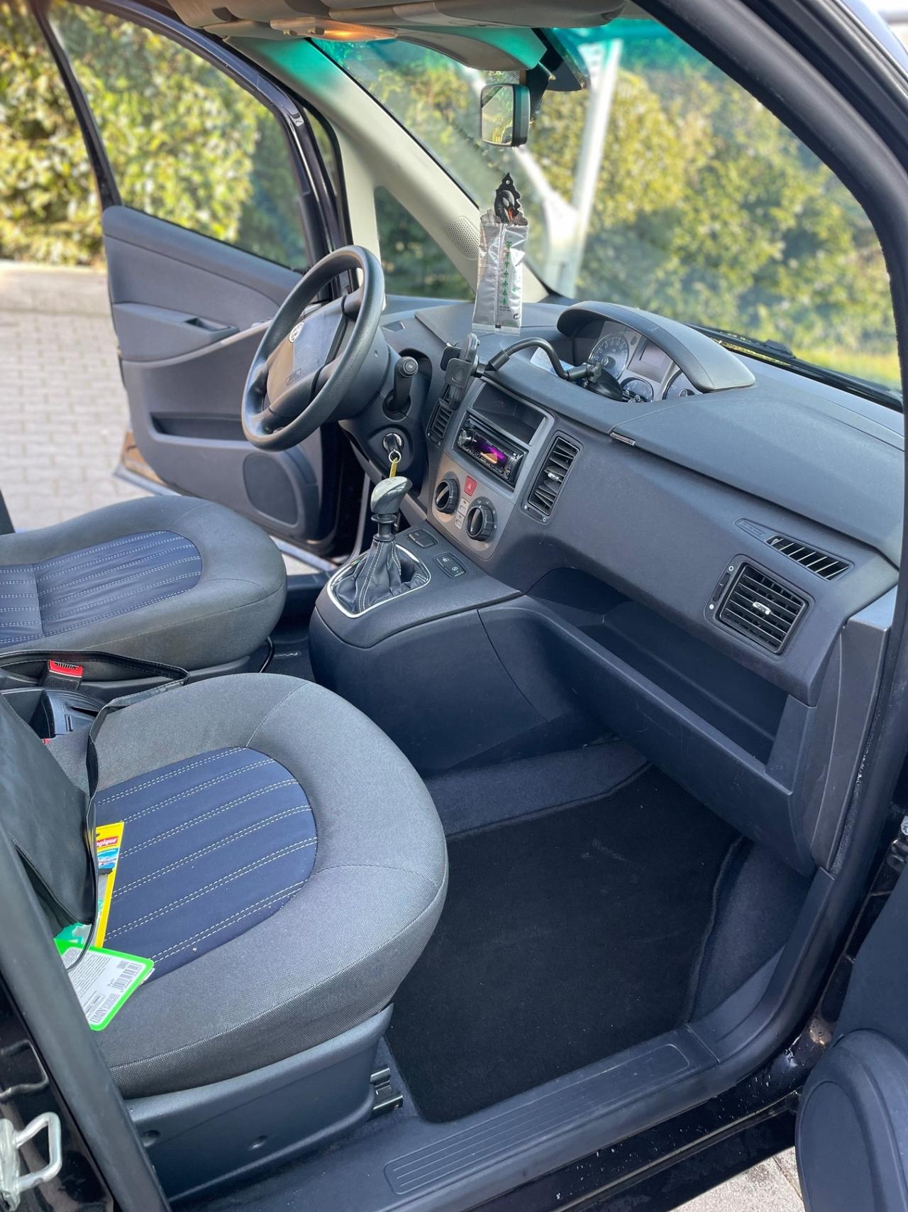 Lancia MUSA 1.4 benzina anno 2011 km 140. Mila