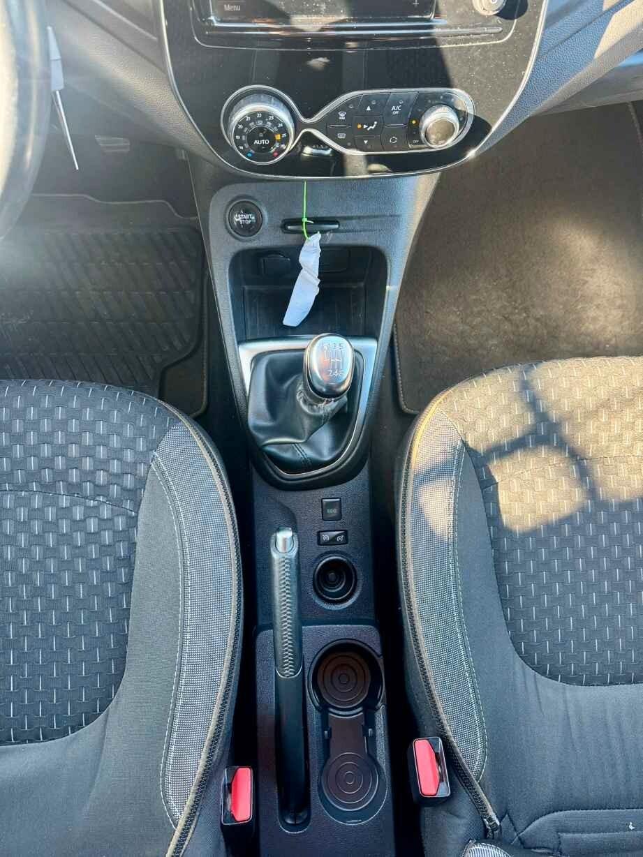 RENAULT CAPTUR 1.5 dCi 110 CV *FARI FULL LED