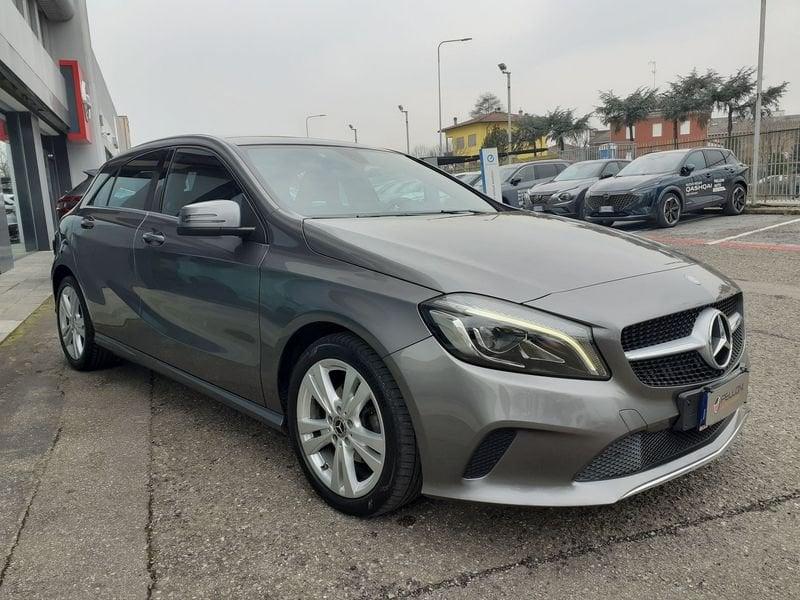 Mercedes-Benz Classe A A 180 d Automatic Sport GARANZIA-KM CERTIFIC