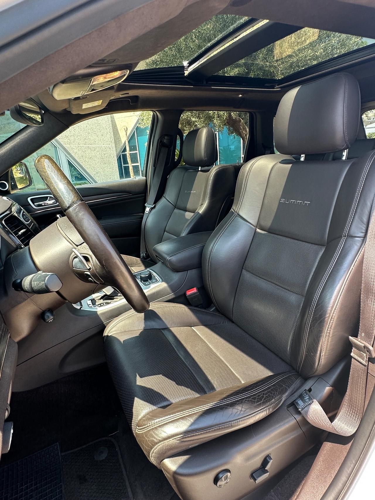 Jeep Grand Cherokee 3.0 V6 Summit offerta T-Stock prezzo imperdibile