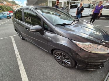 Ford Fiesta 1.5 TDCi 75CV 5 porte ST-Line