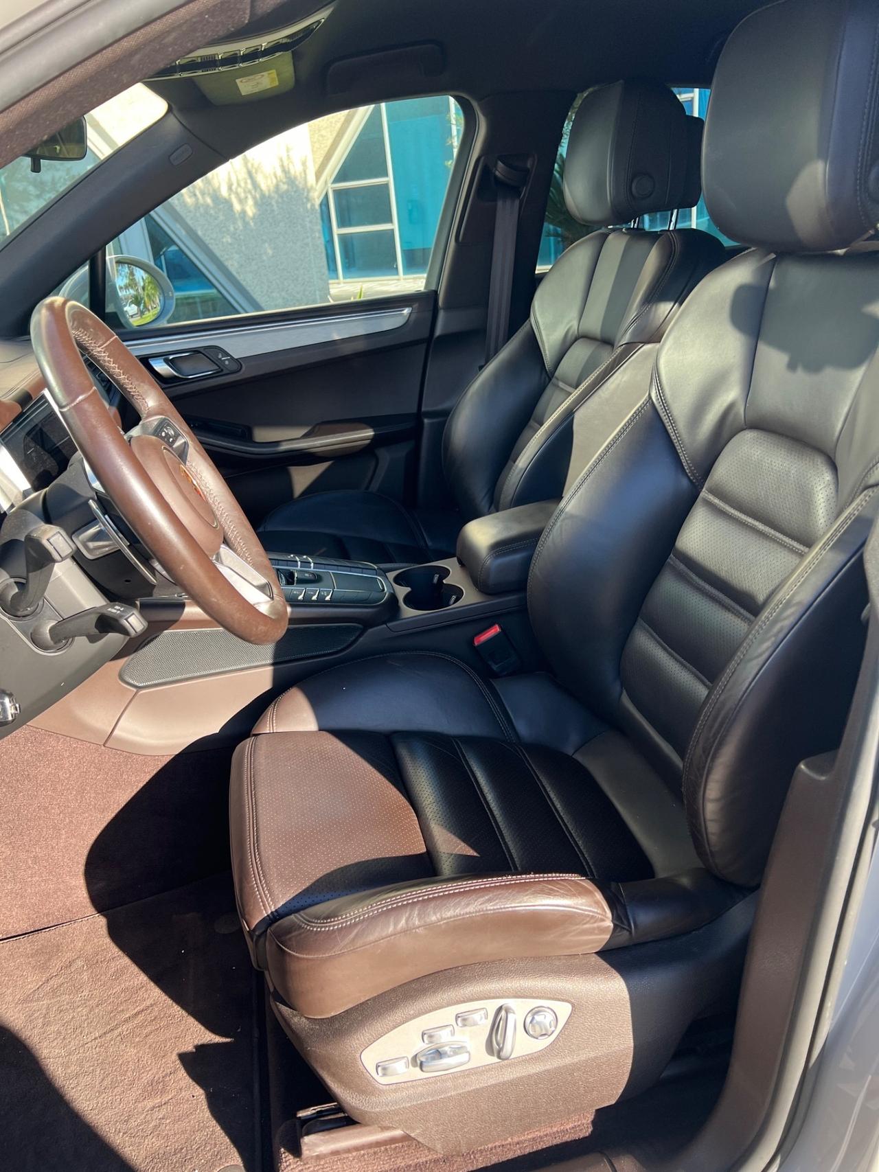 Porsche Macan 2.0 245cv pdk