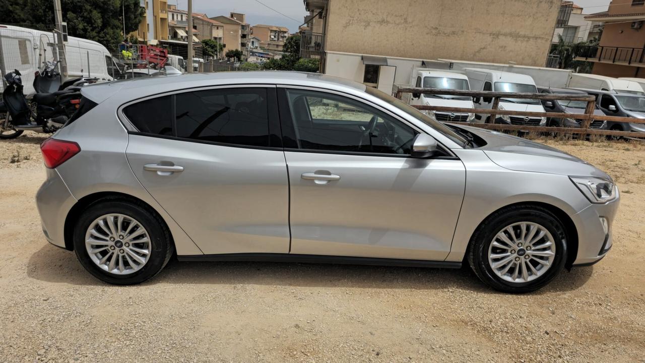 Ford Focus 1.5 EcoBlue 120 CV 5p. Titanium