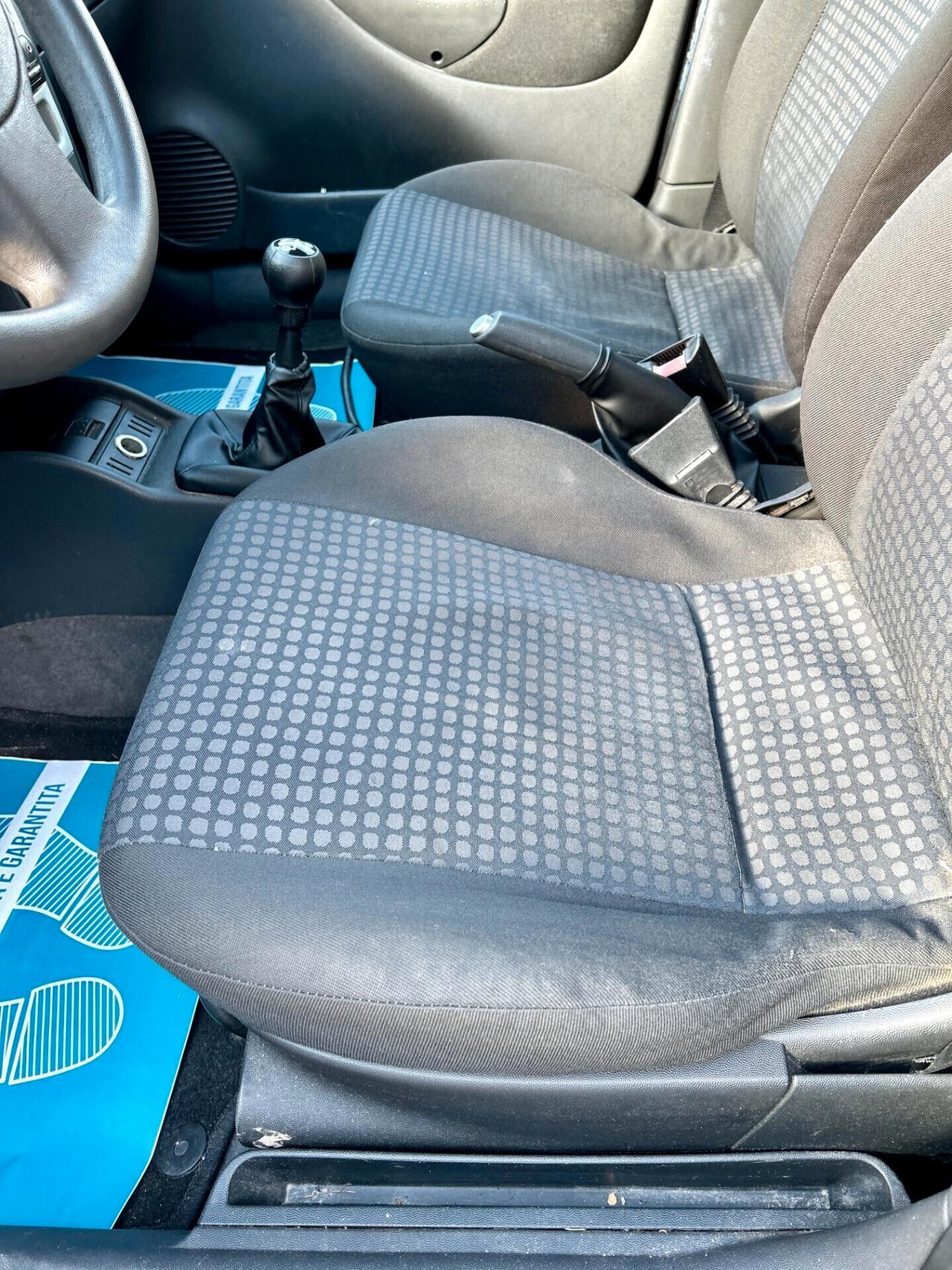 Opel Corsa 1.2 5 porte Cosmo - OK NEOPATENTATO
