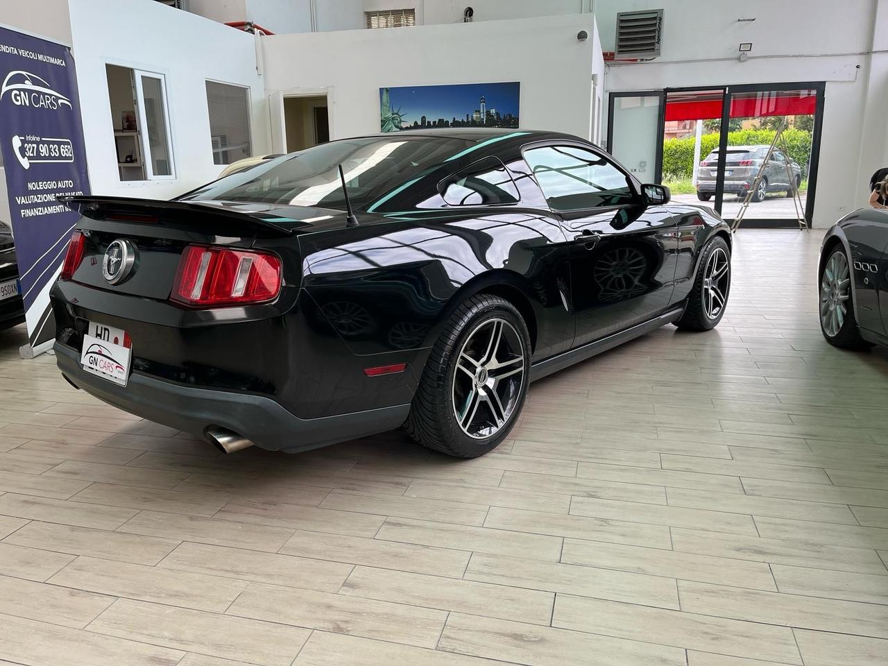 Ford Mustang Ford Mustang 3.7 V6 305Cv