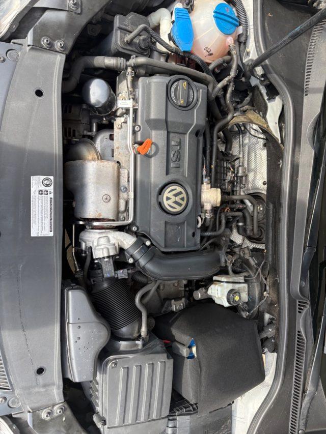VOLKSWAGEN Golf Var. 1.4 TSI 122CV AUTOMATICA KM E MOTORE ORIGINAL