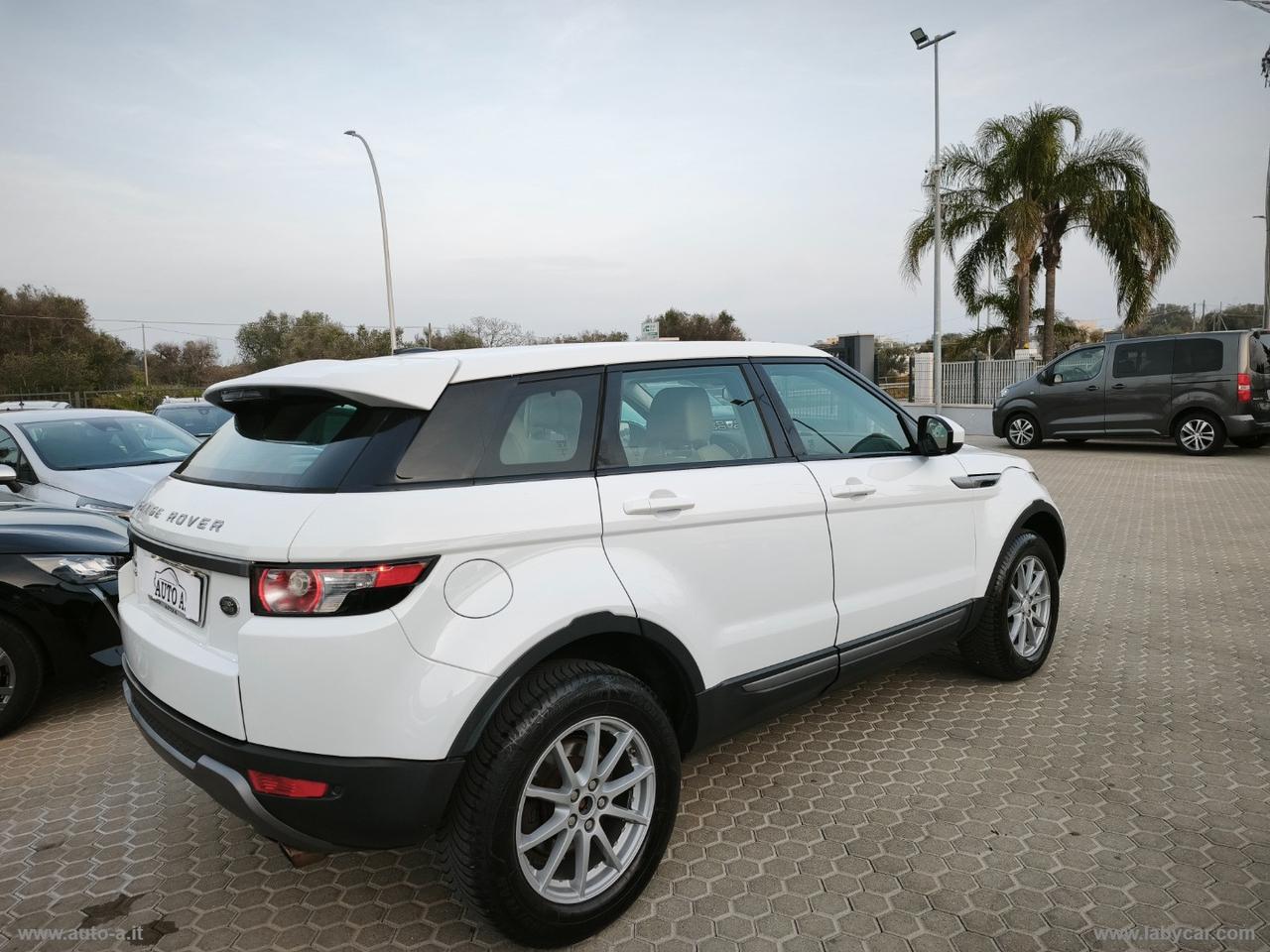 LAND ROVER RR Evoque 2.2 Sd4 5p. Pure
