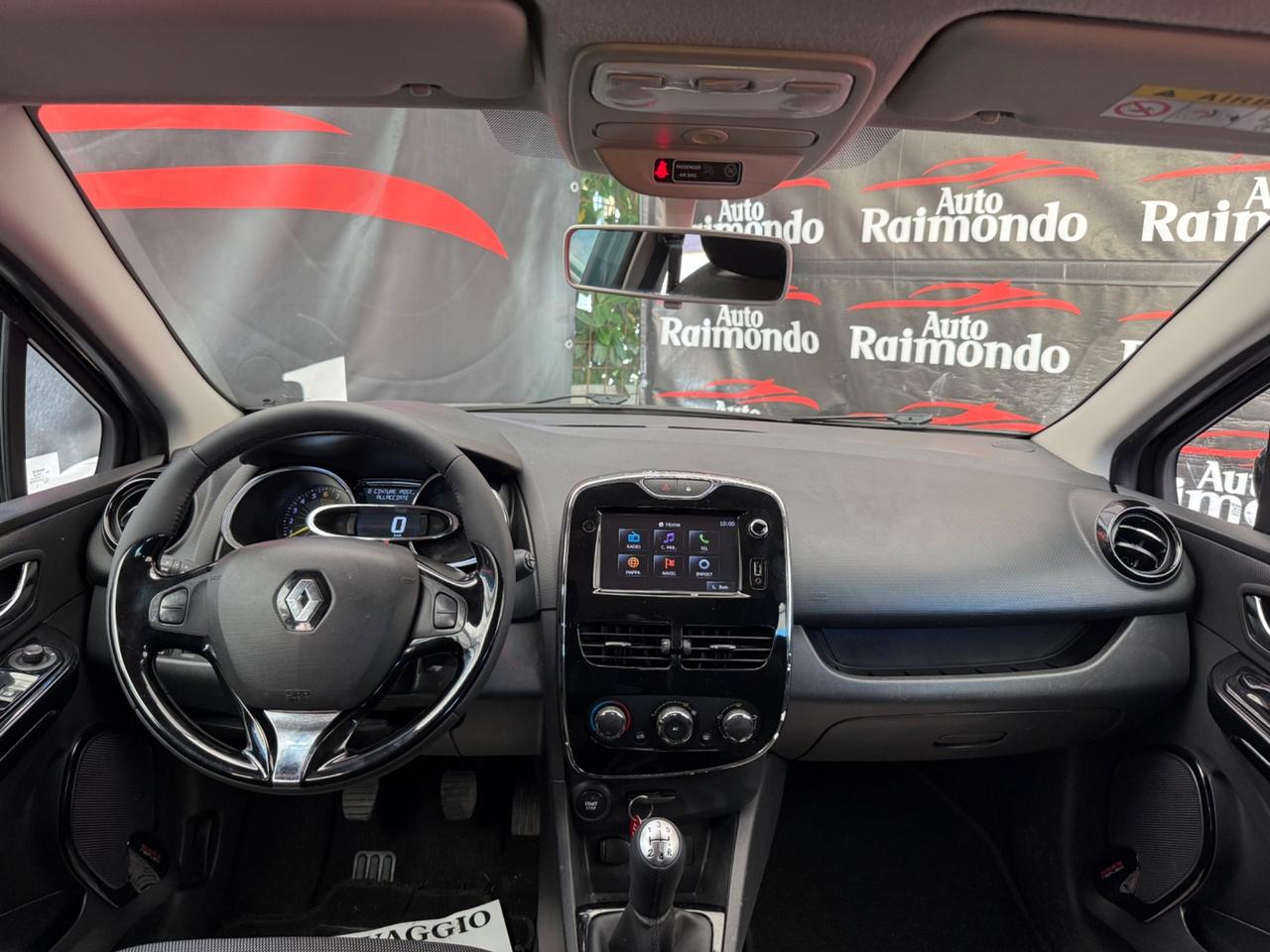 Renault Clio 1.2 75CV 5 porte